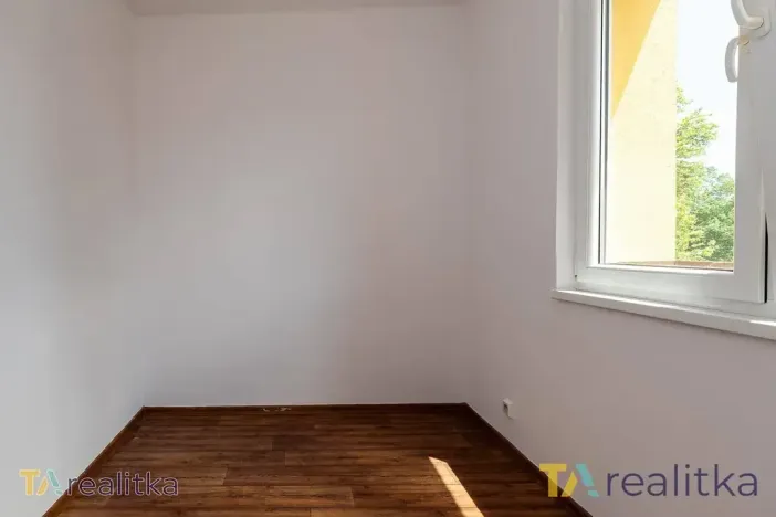 Prodej bytu 2+1, Karviná, Haškova, 54 m2