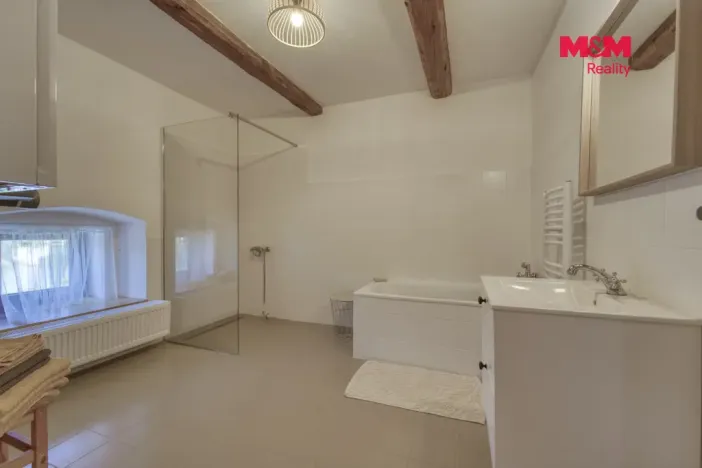 Prodej ubytování, Pňovany, 450 m2