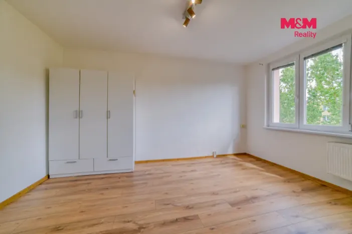 Pronájem bytu 1+1, Karlovy Vary - Rybáře, U Koupaliště, 36 m2
