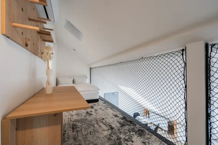 Prodej ubytování, Praha - Karlín, Prvního pluku, 62 m2