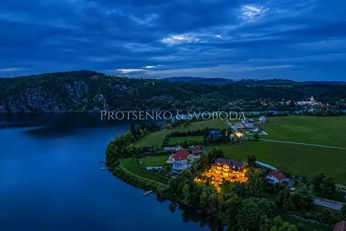 Prodej rodinného domu, Dublovice, 750 m2