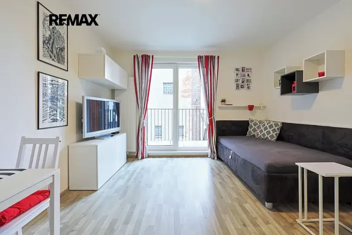 Pronájem bytu 1+kk, Plzeň, Sladová, 26 m2