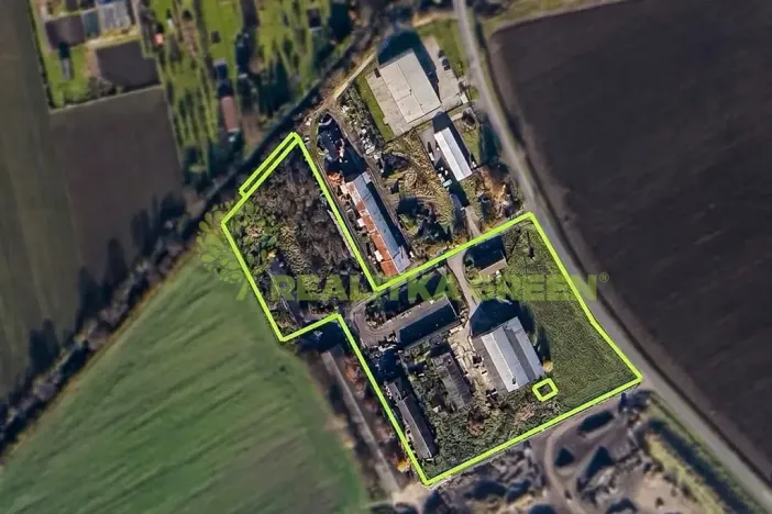 Prodej komerčního pozemku, Holešov, 27330 m2