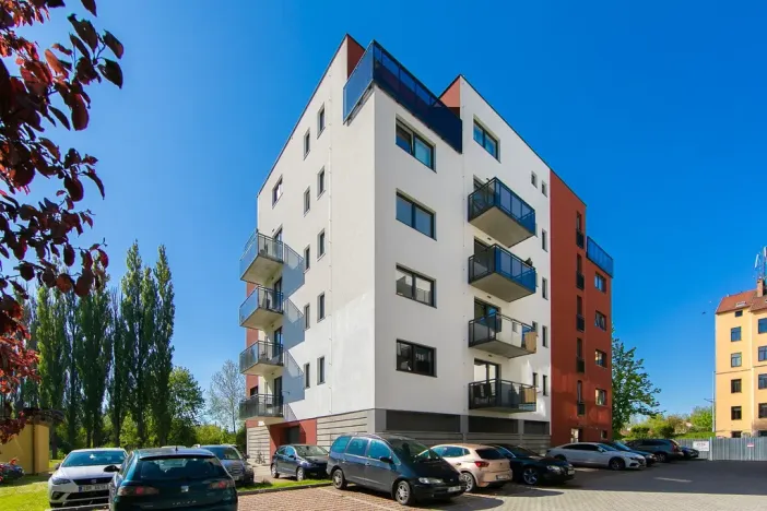 Pronájem bytu 1+kk, Plzeň, Pod Záhorskem, 447 m2