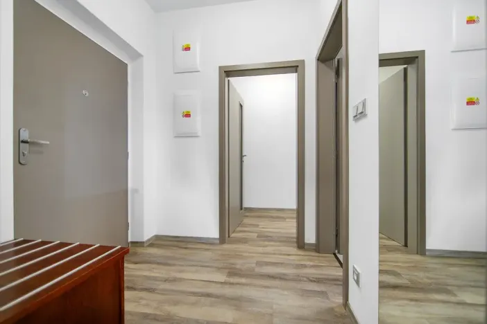 Pronájem bytu 1+kk, Plzeň, Pod Záhorskem, 447 m2
