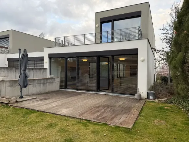 Pronájem rodinného domu, Praha - Horní Měcholupy, U Golfu, 227 m2