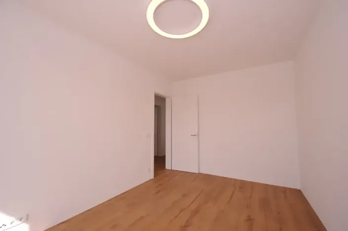 Pronájem rodinného domu, Praha - Horní Měcholupy, U Golfu, 180 m2