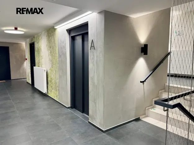 Pronájem bytu 3+kk, Praha - Libeň, Na sypkém, 70 m2