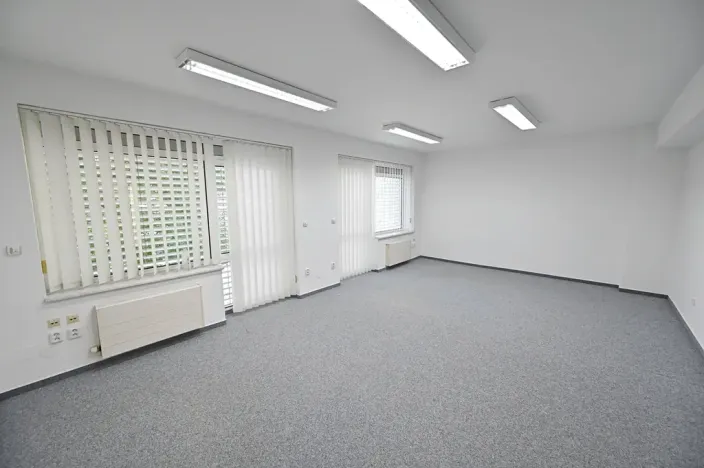 Pronájem kanceláře, Praha - Prosek, Litvínovská, 31 m2