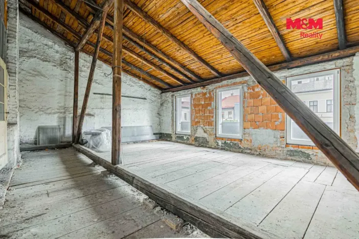 Prodej činžovního domu, Brušperk, náměstí J. A. Komenského, 350 m2
