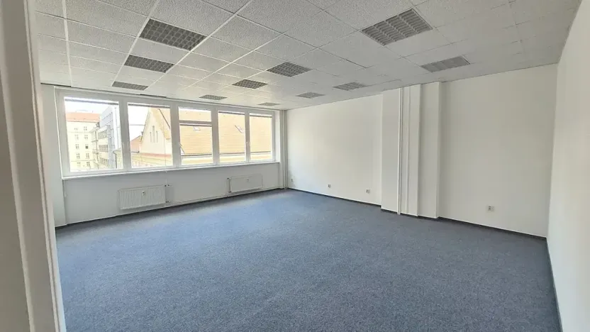 Pronájem kanceláře, Praha - Nové Město, Politických vězňů, 153 m2