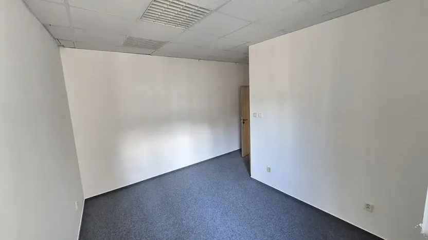 Pronájem kanceláře, Praha - Nové Město, Politických vězňů, 153 m2