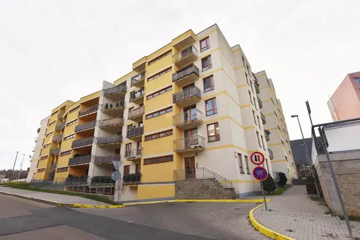 Pronájem bytu 3+kk, Praha - Kunratice, Za valem, 89 m2