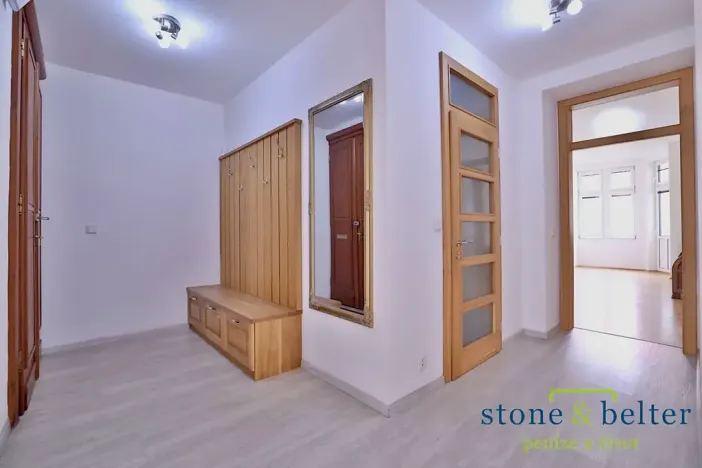 Pronájem bytu 3+1, Praha - Bubeneč, Bubenečská, 116 m2