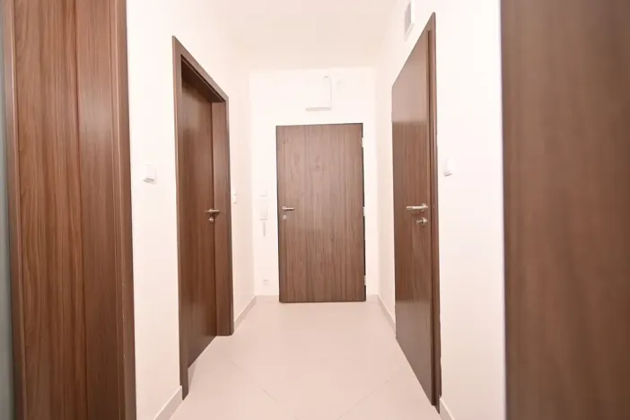 Pronájem bytu 2+kk, Praha - Střížkov, Zakšínská, 54 m2
