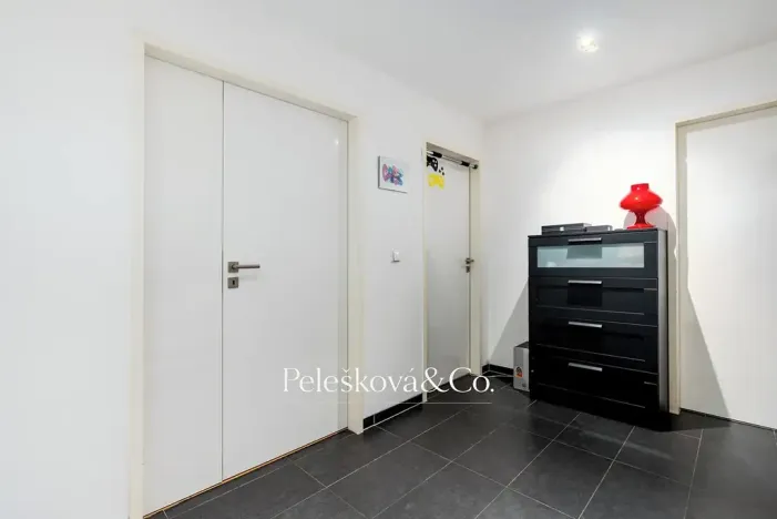 Prodej bytu 2+kk, Praha - Smíchov, Švédská, 65 m2
