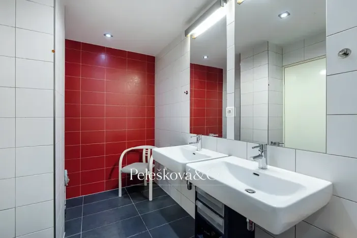 Prodej bytu 2+kk, Praha - Smíchov, Švédská, 65 m2