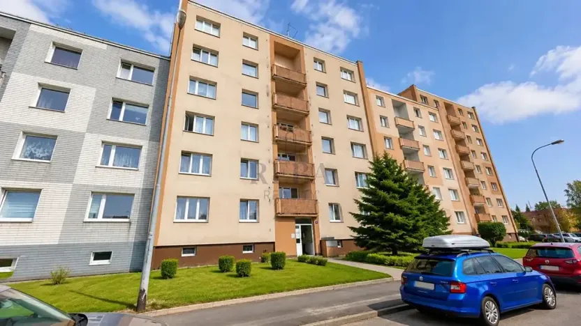 Prodej bytu 3+1, Karlovy Vary, Úvalská, 83 m2