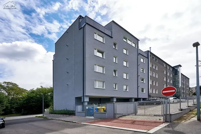 Prodej bytu 2+kk, Praha - Michle, Psárská, 77 m2