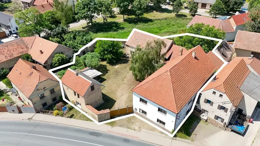 Prodej rodinného domu, Račiněves, 574 m2