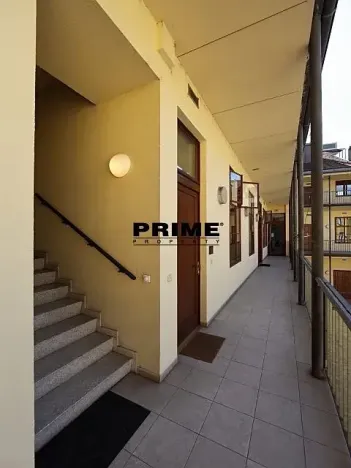 Pronájem bytu 4+1, Praha - Smíchov, Štefánikova, 147 m2