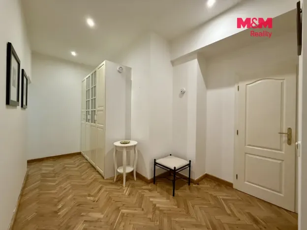 Pronájem bytu 2+kk, Praha - Vinohrady, Záhřebská, 69 m2