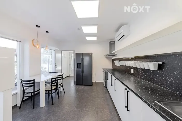 Prodej rodinného domu, Černá u Bohdanče, 258 m2