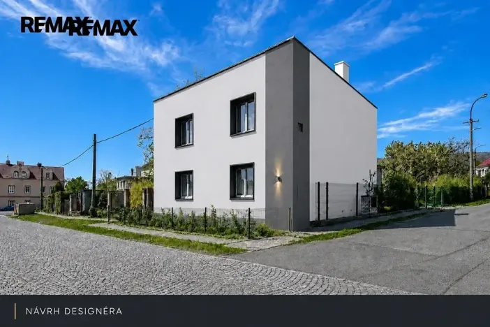 Prodej rodinného domu, Hrob, 258 m2