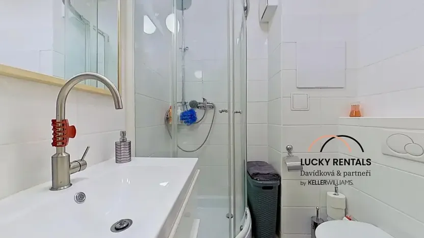 Pronájem bytu 1+kk, Praha - Vysočany, Jana Přibíka, 29 m2