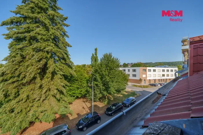 Prodej bytu 2+kk, Karlovy Vary - Stará Role, Jabloňová, 50 m2
