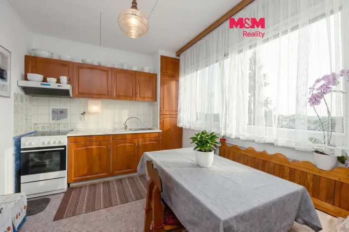 Prodej bytu 3+1, Nové Město nad Metují, Sadová, 67 m2