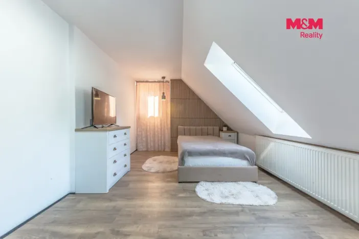 Prodej rodinného domu, Jablonec nad Nisou, K Černé studnici, 250 m2