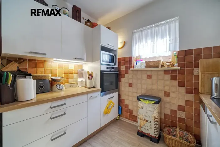 Prodej rodinného domu, Bezvěrov, 122 m2