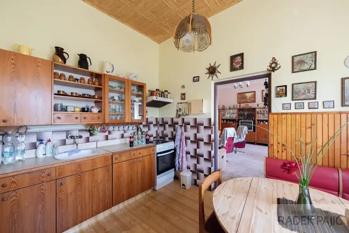 Prodej rodinného domu, Dobrovice, Palackého náměstí, 218 m2