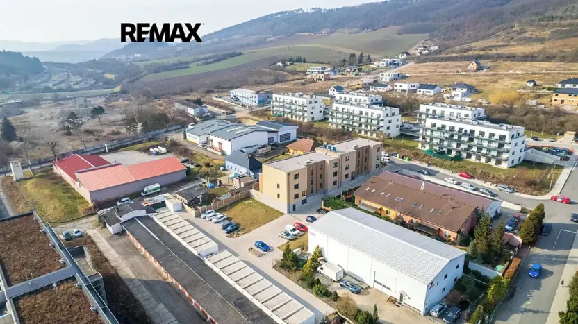 Pronájem bytu 1+kk, Beroun, Vinařská, 33 m2
