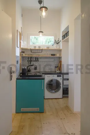 Pronájem bytu 1+kk, Praha, Myslbekova, 25 m2