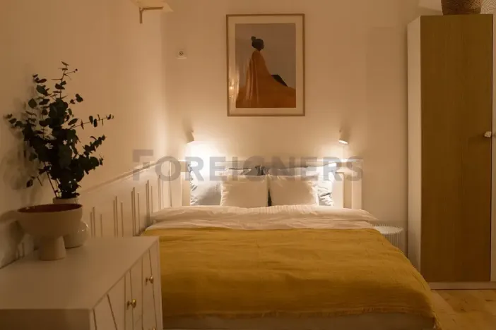 Pronájem bytu 1+kk, Praha, Myslbekova, 25 m2