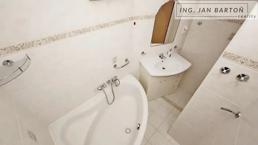 Pronájem bytu 2+1, Jihlava, Kollárova, 55 m2