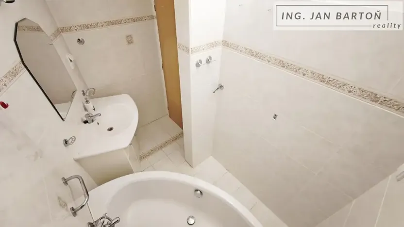 Pronájem bytu 2+1, Jihlava, Kollárova, 55 m2