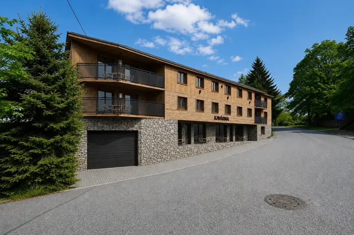 Prodej komerční nemovitosti, Přepeře, 700 m2
