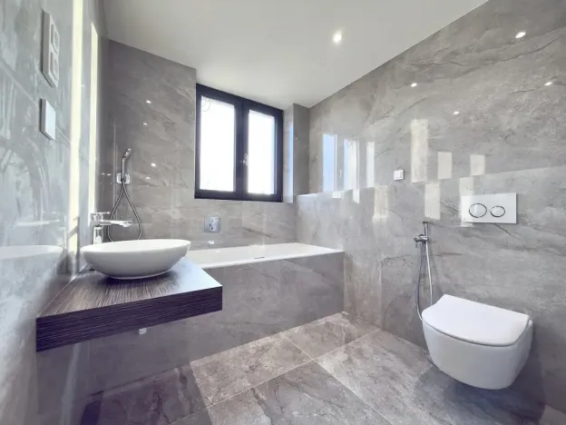 Prodej bytu 5+kk, Praha - Holyně, náměstí Pod lípou, 152 m2