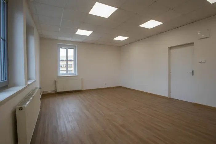Pronájem kanceláře, Říčany, 17. listopadu, 30 m2