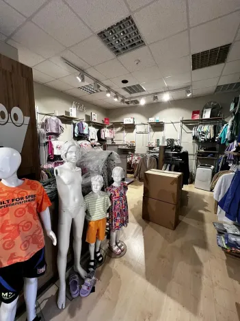 Pronájem obchodního prostoru, Karlovy Vary, Moskevská, 60 m2