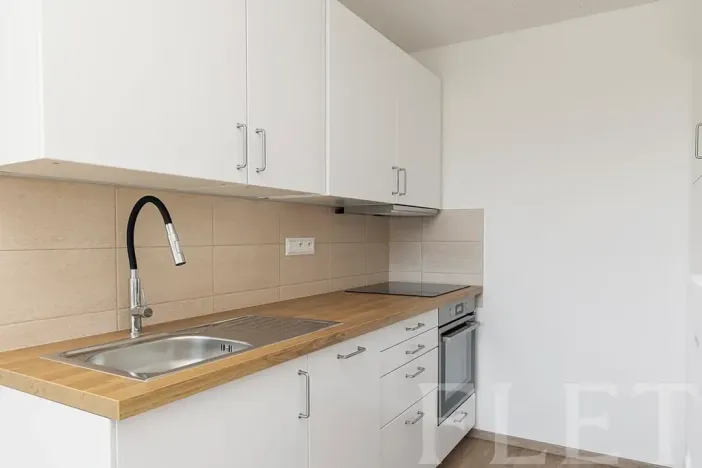 Pronájem bytu 1+kk, Praha - Stodůlky, Nušlova, 36 m2