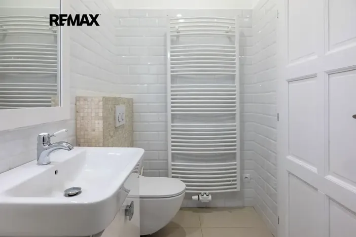 Prodej bytu 1+kk, Vráž, Nad Loděnicí, 28 m2