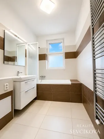 Prodej bytu 3+kk, Třebechovice pod Orebem, Hradecká, 82 m2