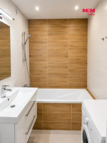 Pronájem bytu 2+1, Ústí nad Labem - Střekov, Nová, 64 m2