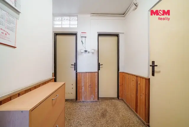 Prodej bytu 3+1, Karlovy Vary, Svahová, 97 m2