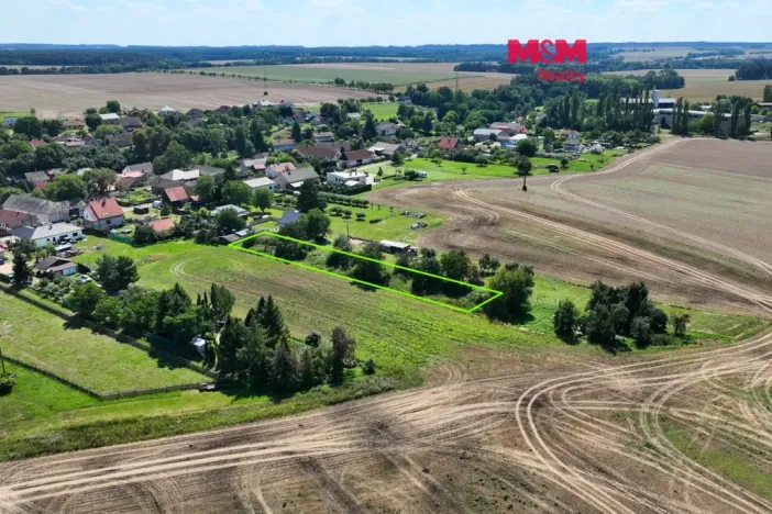 Prodej zahrady, Chlístovice, 1361 m2