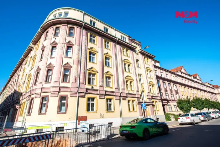Pronájem bytu 2+kk, Hradec Králové, Klumparova, 52 m2